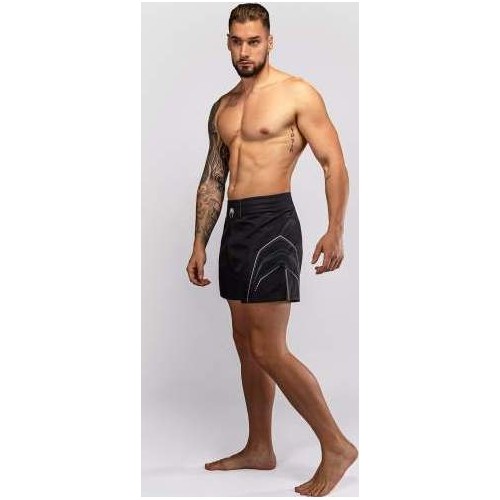 Venum Streamline Fightshorts - Black/White