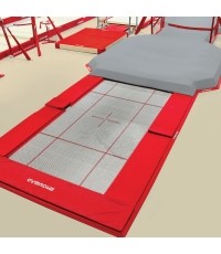 Duża trampolina wpuszczana z matą nylonową 13x13mm i łańcuchowym łącznikiem niecki – 426 x 213 cm