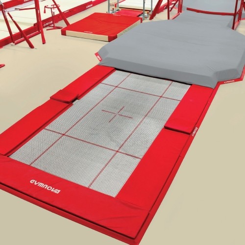 Duża trampolina wpuszczana z matą nylonową 13x13mm i łańcuchowym łącznikiem niecki – 426 x 213 cm