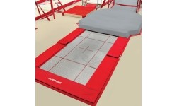 Duża trampolina wpuszczana z matą nylonową 13x13mm i łańcuchowym łącznikiem niecki – 426 x 213 cm