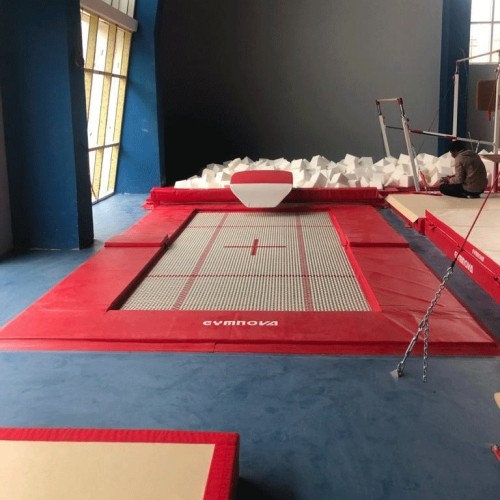 Mała trampolina wpuszczana, sama trampolina – 366 x 183 cm