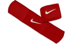 Nike Blauzdinės NK Guard Stay-II Red