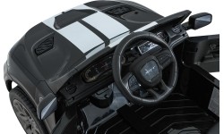 Pojazd elektryczny Dodge Durango, czarny