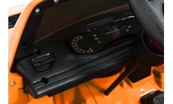 Pojazd elektryczny Dodge Durango, pomarańczowy