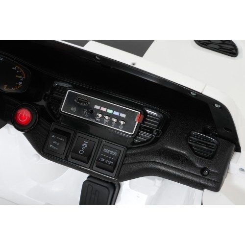 Pojazd elektryczny Dodge Durango, biały