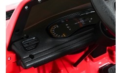 Pojazd elektryczny Dodge Durango, czerwony