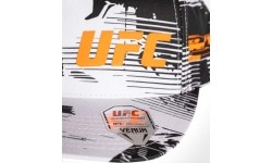 Czapka UFC Zenith by Venum Authentic Fight Week Trucker biała