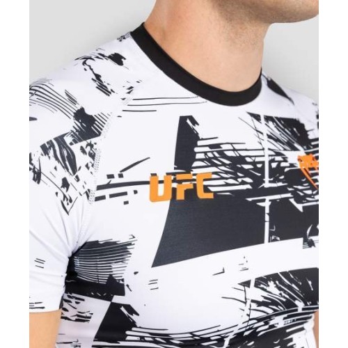 Męska koszulka rashguard UFC Zenith by Venum biała z krótkim rękawem, kompresyjna