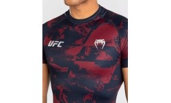 Męski rashguard UFC Zenith by Venum bordowy Authentic Fight Week z krótkim rękawem