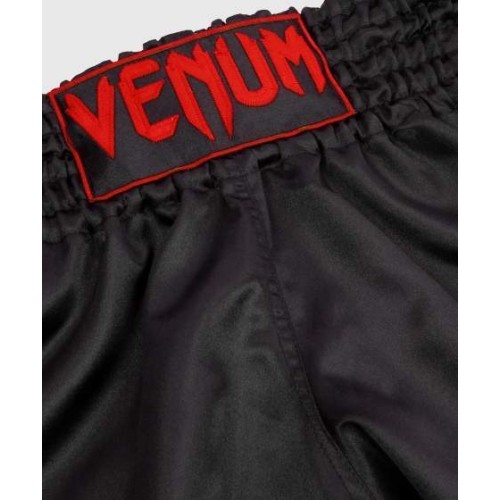 Spodenki Muay Thai Venum Classic - czarno/czerwone