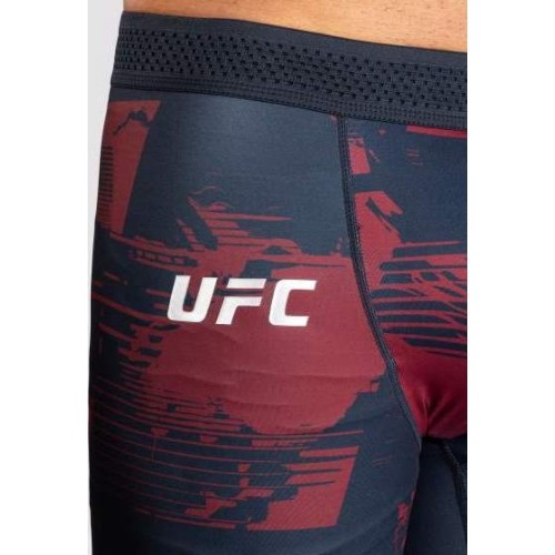 Męskie spodenki Vale Tudo Venum UFC Zenith Authentic Fight Week, bordowe