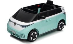 Pojazd elektryczny Volkswagen ID BUZZ, niebieski