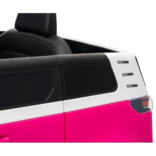 Różowy pojazd Volkswagen ID BUZZ