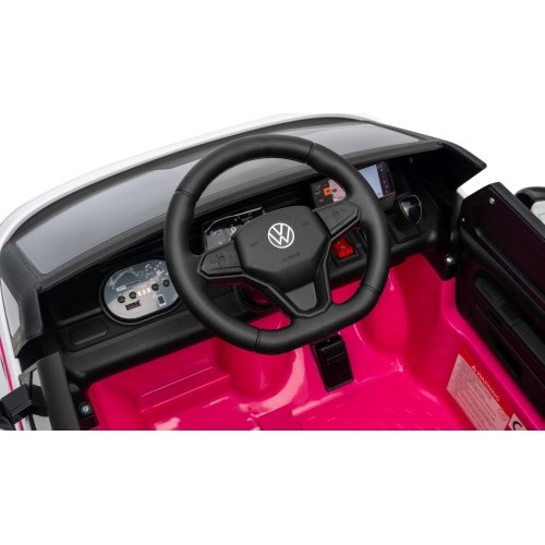 Różowy pojazd Volkswagen ID BUZZ