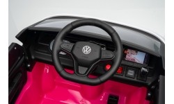 Różowy pojazd Volkswagen ID BUZZ