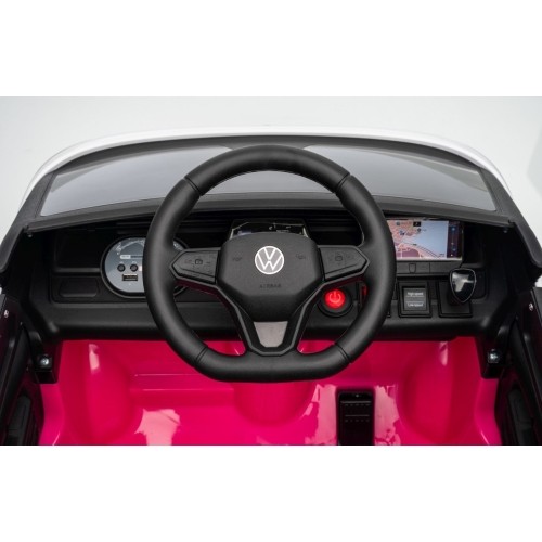Różowy pojazd Volkswagen ID BUZZ