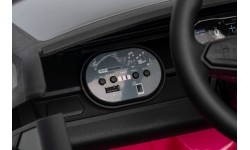 Różowy pojazd Volkswagen ID BUZZ