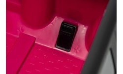 Różowy pojazd Volkswagen ID BUZZ