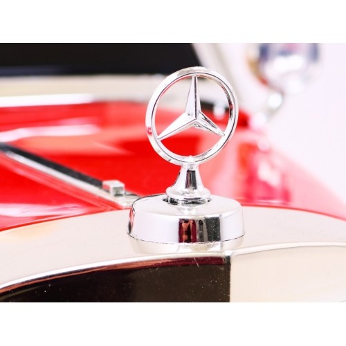 Pojazd elektryczny dla dzieci Mercedes Benz Retro Type 540A, czerwony