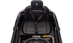 Pojazd elektryczny Porsche Cayenne, czarny