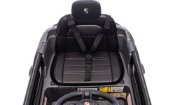 Pojazd elektryczny Porsche Cayenne, czarny