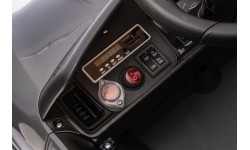 Pojazd elektryczny Porsche Cayenne, czarny