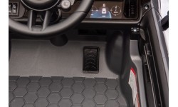 Pojazd elektryczny Porsche Cayenne, czarny