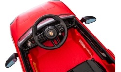Pojazd elektryczny Porsche Cayenne, czerwony