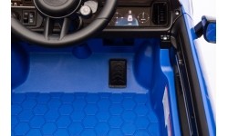 Pojazd elektryczny Porsche Cayenne, niebieski
