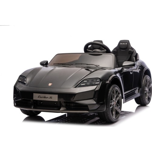 Pojazd elektryczny Porsche Taycan Turbo S, czarny