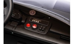 Pojazd elektryczny Porsche Taycan Turbo S, czarny