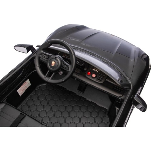 Pojazd elektryczny Porsche Taycan Turbo S, czarny