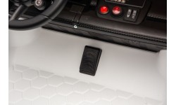 Pojazd elektryczny dla dzieci Porsche Taycan Turbo S, biały