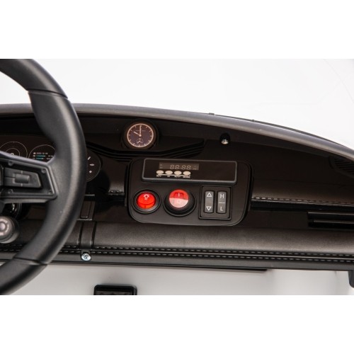 Pojazd elektryczny dla dzieci Porsche Taycan Turbo S, biały