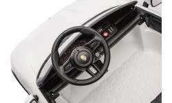 Pojazd elektryczny dla dzieci Porsche Taycan Turbo S, biały