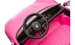 Pojazd elektryczny Porsche Taycan Turbo S, różowy