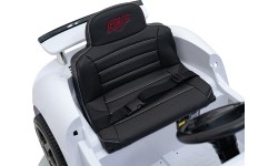 Pojazd elektryczny RUF CTR3, biały