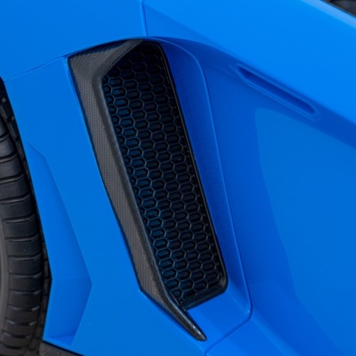 Pojazd elektryczny Lamborghini Aventador SV, niebieski