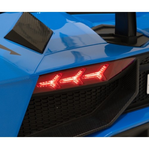 Pojazd elektryczny Lamborghini Aventador SV, niebieski