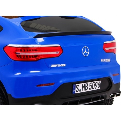Samochód elektryczny Mercedes GLC 63S, niebieski