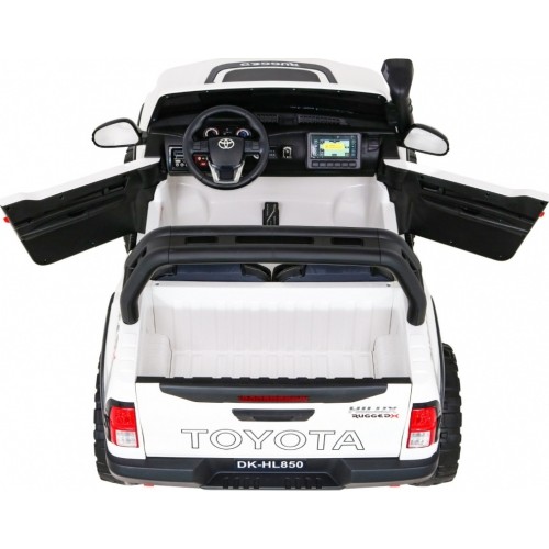 Pojazd Toyota Hilux Biały