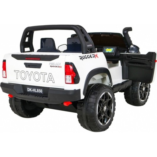 Pojazd Toyota Hilux Biały