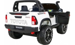 Pojazd Toyota Hilux Biały
