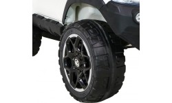 Pojazd Toyota Hilux Biały