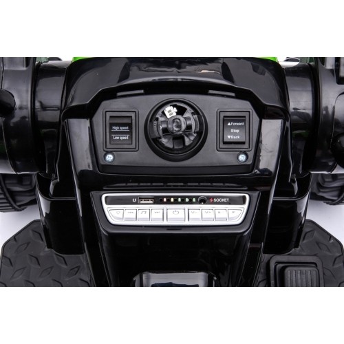 Pojazd elektryczny traktor z koparką, zielony