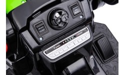 Pojazd elektryczny traktor z koparką, zielony