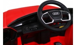 Pojazd elektryczny Audi E-Tron Sportback, czerwony