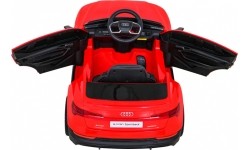 Pojazd elektryczny Audi E-Tron Sportback, czerwony