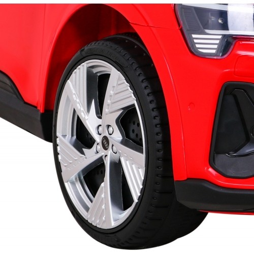 Pojazd elektryczny Audi E-Tron Sportback, czerwony