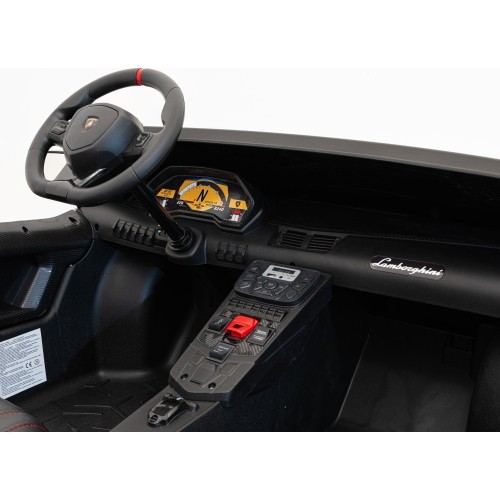 Pojazd elektryczny Lamborghini Aventador SV, biały